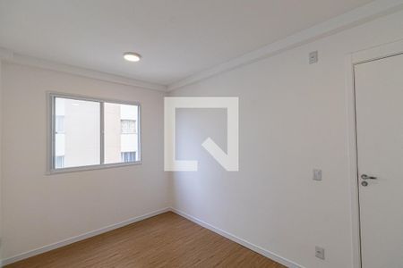 Sala/Cozinha/Área de Serviço  de apartamento para alugar com 2 quartos, 45m² em Jardim Helian, São Paulo