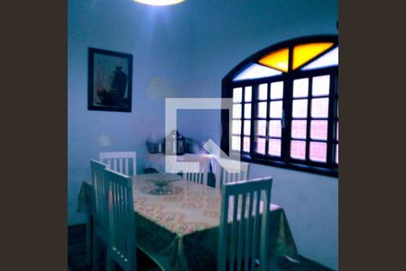 Casa à venda com 3 quartos, 180m² em Vila Quintana, São Paulo