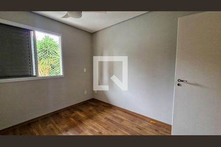 Quarto  de casa de condomínio para alugar com 3 quartos, 170m² em Vila Sofia, São Paulo