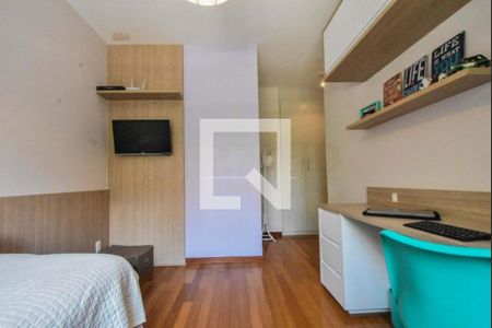 Apartamento à venda com 4 quartos, 246m² em Vila Sofia, São Paulo