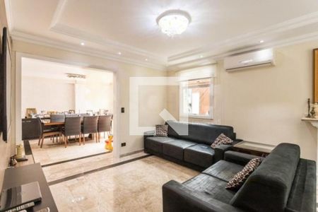 Casa à venda com 4 quartos, 219m² em Jardim Cordeiro, São Paulo
