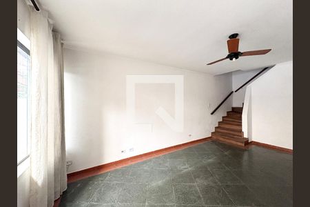 Sala de casa à venda com 3 quartos, 150m² em Vila Fiat Lux, São Paulo