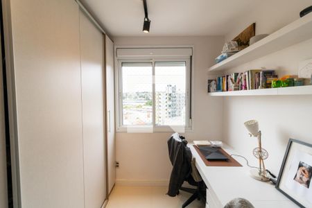 Quarto 1 de apartamento para alugar com 2 quartos, 60m² em Menino Deus, Porto Alegre
