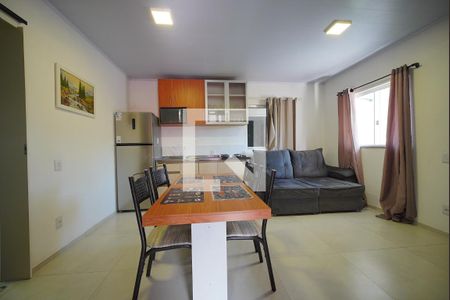 Sala/Cozinha de apartamento para alugar com 2 quartos, 50m² em Ingleses do Rio Vermelho, Florianópolis