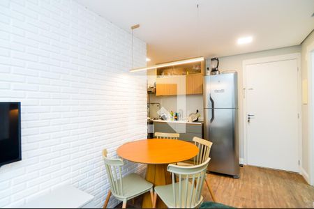 Sala de apartamento para alugar com 2 quartos, 35m² em Vila das Bandeiras, Guarulhos
