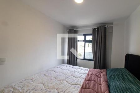 Quarto 1 de apartamento para alugar com 3 quartos, 74m² em Novo Mundo, Curitiba