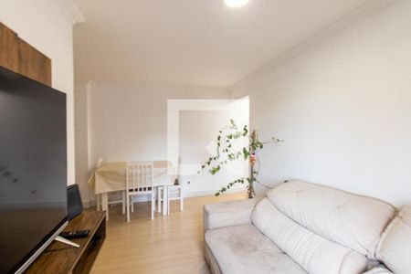Sala de apartamento para alugar com 3 quartos, 74m² em Novo Mundo, Curitiba