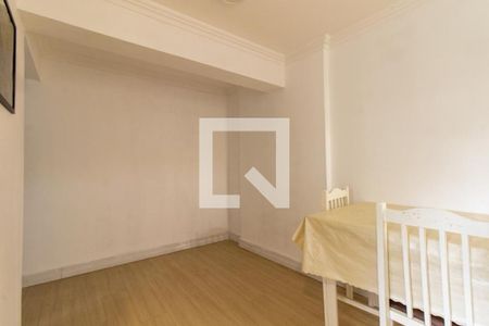 Sala de apartamento para alugar com 3 quartos, 74m² em Novo Mundo, Curitiba