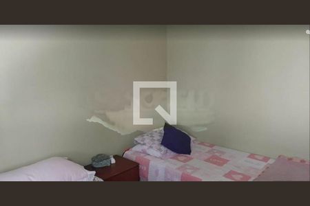 Casa à venda com 5 quartos, 244m² em Vila Mira, São Paulo