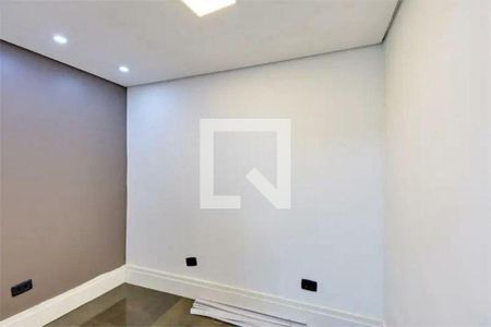 Casa à venda com 3 quartos, 300m² em Parque Residencial Julia, São Paulo