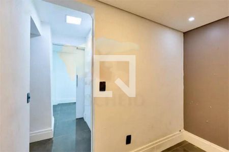 Casa à venda com 3 quartos, 300m² em Parque Residencial Julia, São Paulo