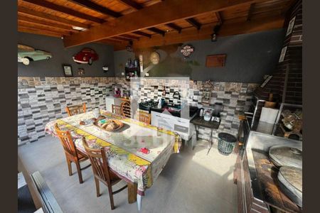 Casa à venda com 4 quartos, 135m² em Parque Jabaquara, São Paulo