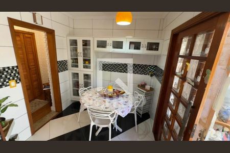 Casa à venda com 3 quartos, 150m² em Campo Grande, São Paulo