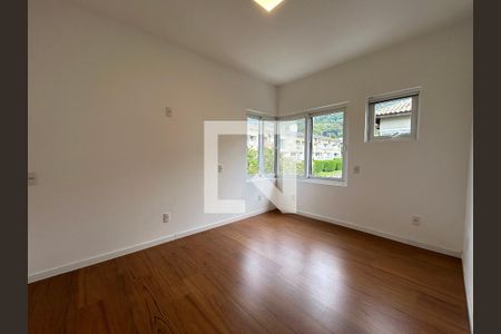 Suíte 2 de casa de condomínio para alugar com 4 quartos, 195m² em Lagoa da Conceição, Florianópolis