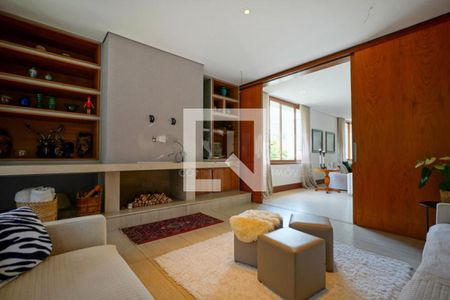 Casa à venda com 5 quartos, 881m² em Chácara das Paineiras, São Paulo