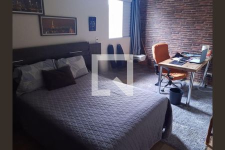 Casa à venda com 3 quartos, 136m² em Vila Arriete, São Paulo