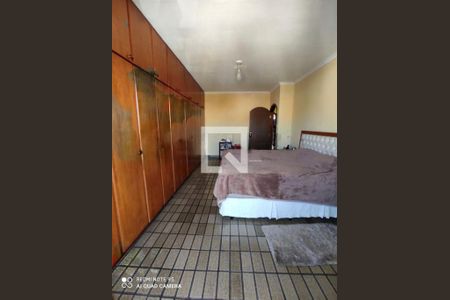 Casa à venda com 4 quartos, 255m² em Terceira Divisão de Interlagos, São Paulo