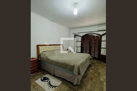Casa à venda com 4 quartos, 255m² em Terceira Divisão de Interlagos, São Paulo