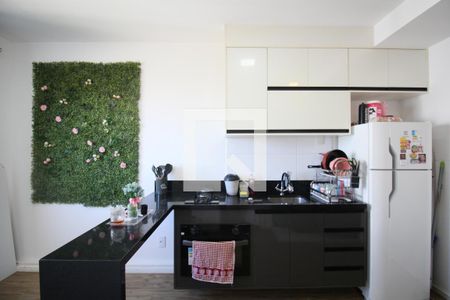Sala, Cozinha e Área de Serviço de apartamento para alugar com 1 quarto, 24m² em Paraíso do Morumbi, São Paulo
