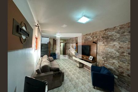Casa à venda com 3 quartos, 270m² em Jardim Primavera, São Paulo