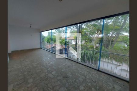 Casa à venda com 4 quartos, 600m² em Jardim Everest, São Paulo