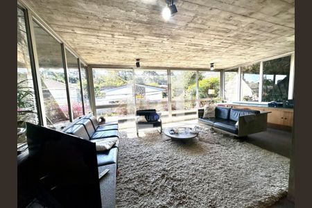 Casa à venda com 5 quartos, 350m² em Morumbi, São Paulo
