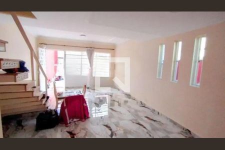 Casa à venda com 3 quartos, 108m² em Vila Marari, São Paulo