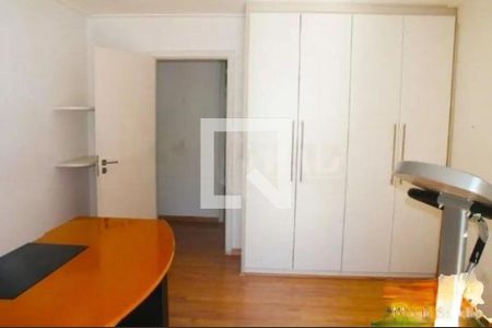 Casa à venda com 4 quartos, 1000m² em Interlagos, São Paulo