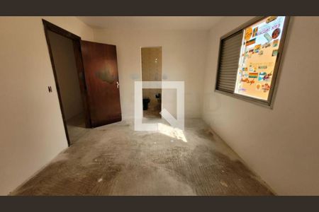 Casa à venda com 4 quartos, 270m² em Vila Friburgo, São Paulo