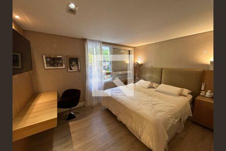 Casa à venda com 4 quartos, 399m² em Brooklin, São Paulo