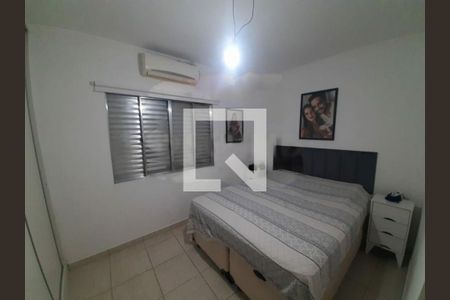 Casa à venda com 3 quartos, 255m² em Vila Romano, São Paulo