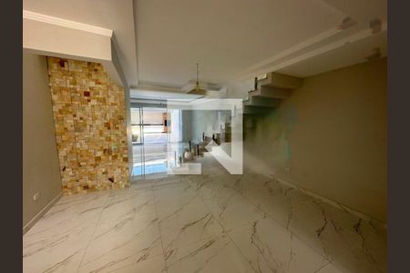 Casa à venda com 3 quartos, 183m² em Vila Arriete, São Paulo