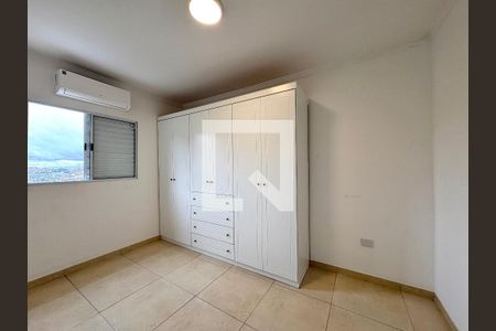 Quarto 1 de casa para alugar com 3 quartos, 170m² em Jardim Maristela, São Paulo