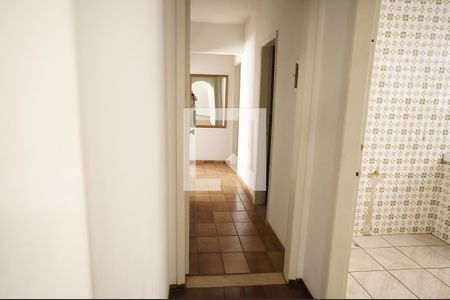 Corredor de apartamento à venda com 3 quartos, 180m² em Setor Aeroporto, Goiânia