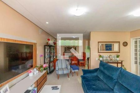 Casa à venda com 3 quartos, 200m² em Campo Belo, São Paulo