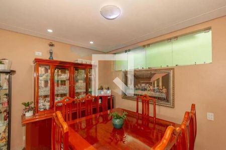 Casa à venda com 3 quartos, 200m² em Campo Belo, São Paulo