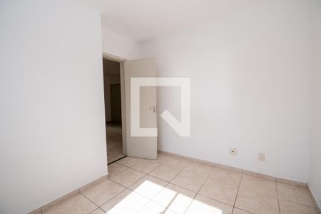 Quarto 2 de apartamento para alugar com 2 quartos, 49m² em Cabral, Contagem