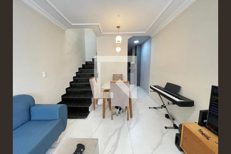 Casa à venda com 2 quartos, 110m² em Vila Albano, São Paulo