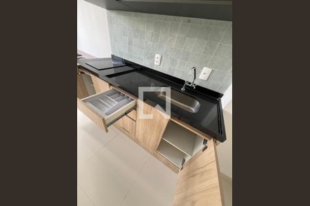 Sala/Cozinha de apartamento à venda com 1 quarto, 25m² em Campo Belo, São Paulo