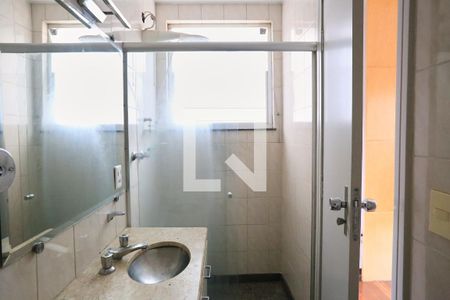 Banheiro da Suíte de apartamento para alugar com 4 quartos, 184m² em Serra, Belo Horizonte