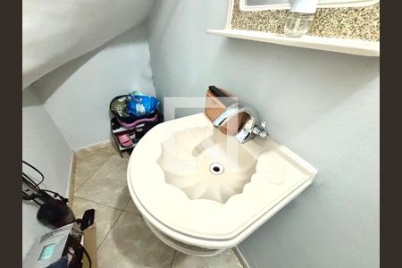 Banheiro  de casa à venda com 3 quartos, 100m² em Jardim Aricanduva, São Paulo