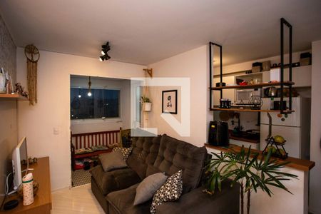 Sala de apartamento à venda com 2 quartos, 56m² em Taboão, Diadema