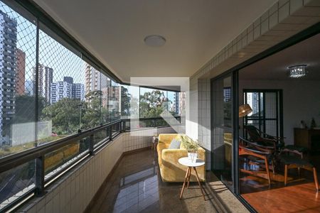 Varanda de apartamento para alugar com 4 quartos, 229m² em Jardim Londrina, São Paulo