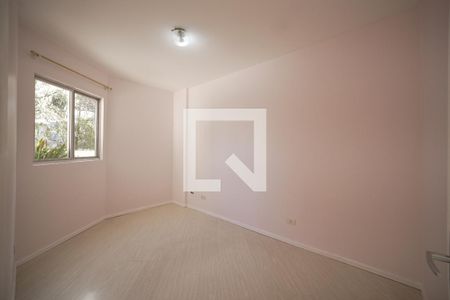 Quarto de kitnet/studio para alugar com 1 quarto, 39m² em Cristo Rei, Curitiba