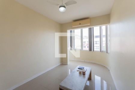 Sala de apartamento para alugar com 2 quartos, 77m² em Praça da Bandeira, Rio de Janeiro