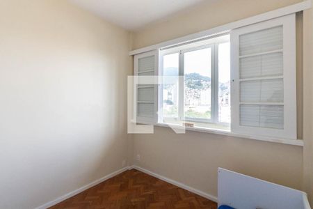 Quarto 1 de apartamento para alugar com 2 quartos, 77m² em Praça da Bandeira, Rio de Janeiro