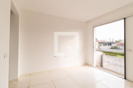 Sala de casa para alugar com 2 quartos, 70m² em Tatuquara, Curitiba