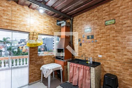 Casa à venda com 3 quartos, 230m² em Vila Boacava, São Paulo