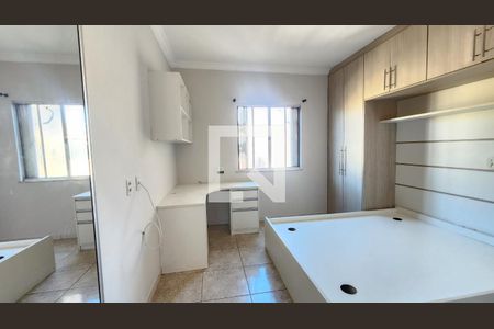 Quarto 3 de casa para alugar com 3 quartos, 100m² em Imbuí, Salvador