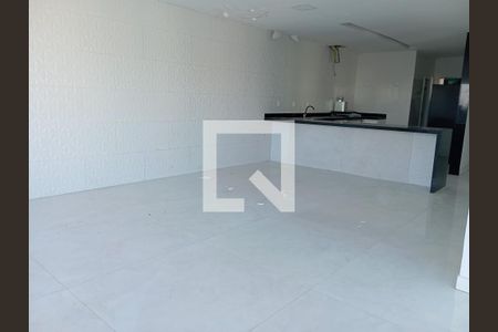 Sala e cozinha americana  de casa para alugar com 3 quartos, 250m² em São Conrado, Rio de Janeiro